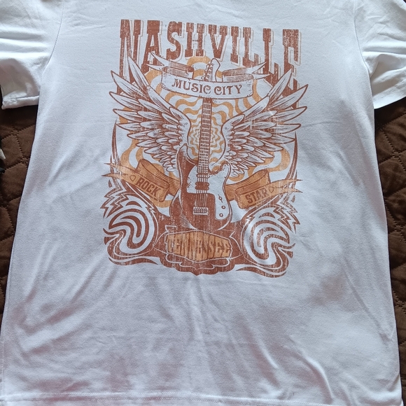 T-shirt from Nashville large white and gold - Picture 3 of 3